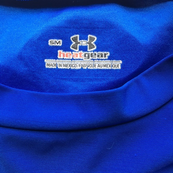 Sale‼️ Under Armour Athletic Shirt Set (2) - Picture 8 of 9